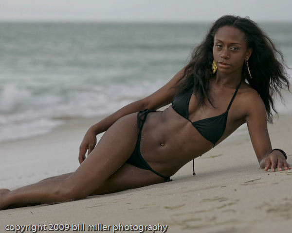 ...; Beach Bikini Ebony Model Petite 